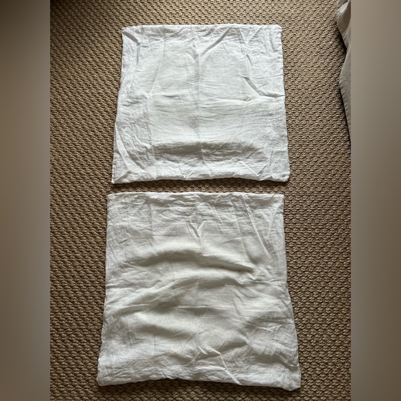 West Elm White European Flax Linen Euro Shams (Set of 2) - Picture 3 of 8